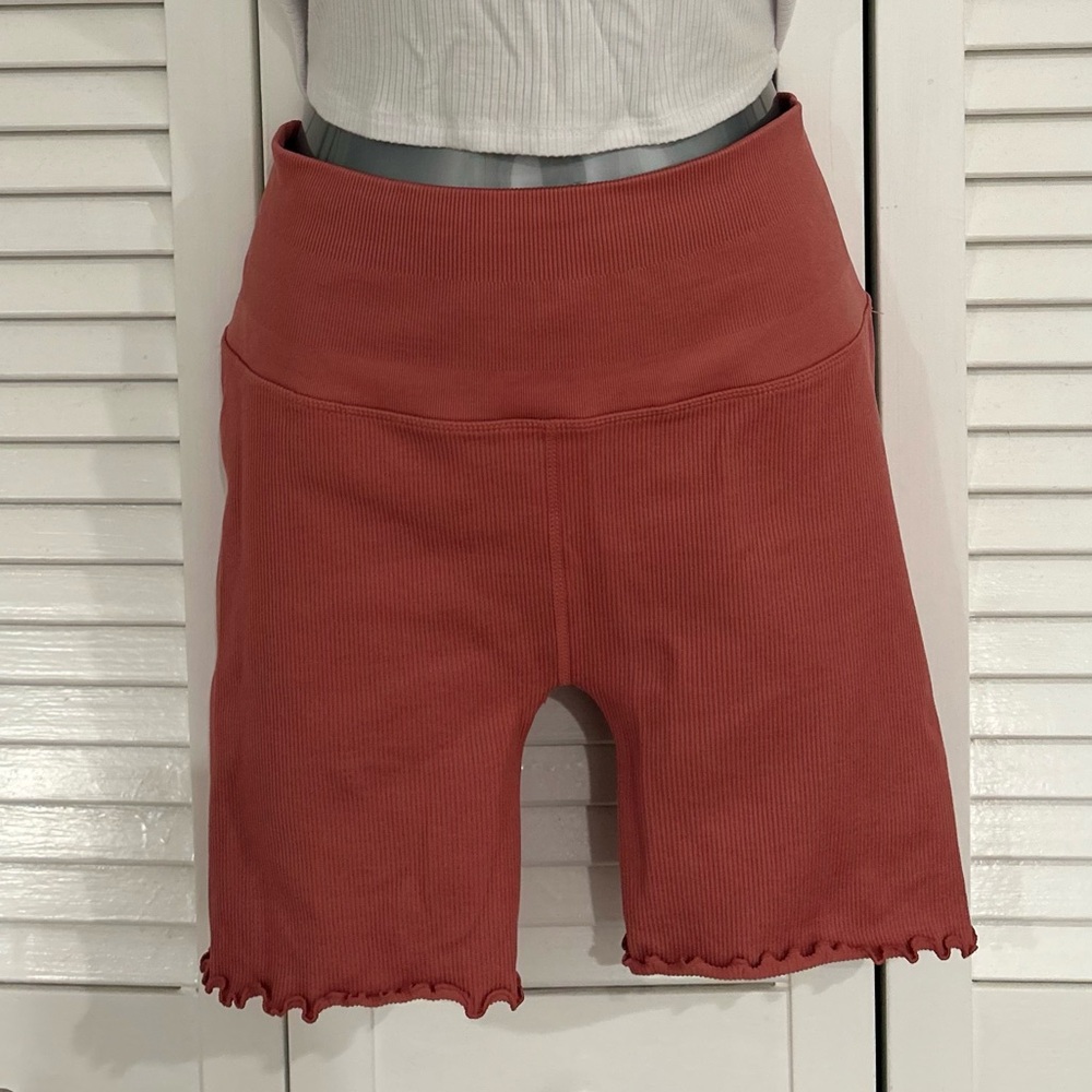 Spiritual Gangster ribbed biker shorts size M/L